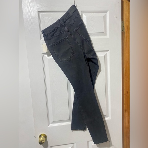 Premium Seriously Stretchy Super High-Rise Curvy Jegging - NWT - Picture 2 of 8